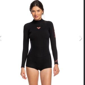NWT Roxy synchro 2/2 spring suit